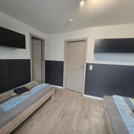 Apartamento Adam House *