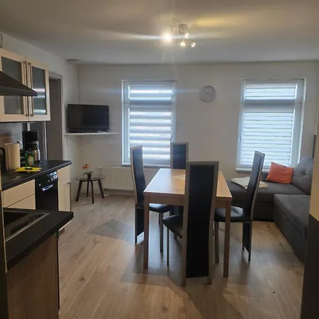 Adam House Suelzetal