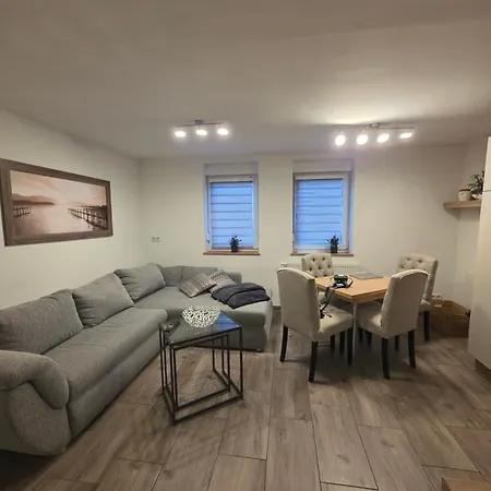 Adam House Suelzetal